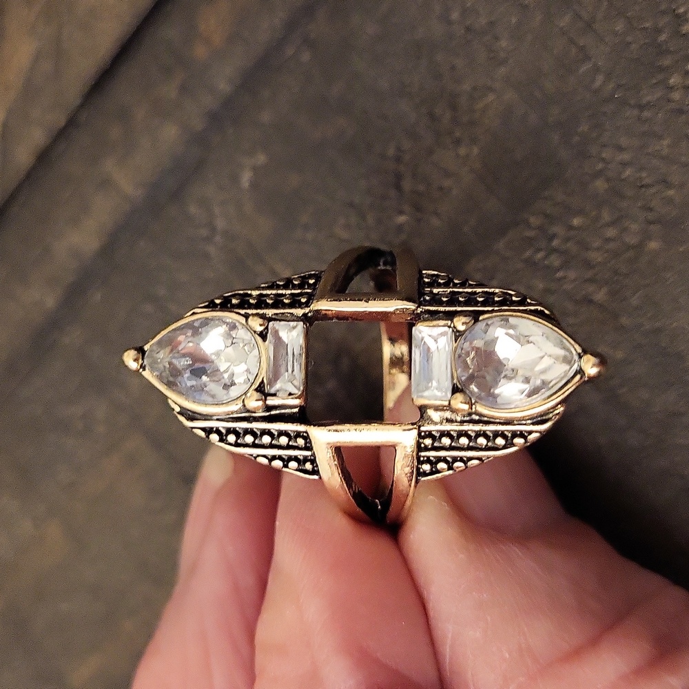 Beautiful Art Deco Ornate Gold Ring